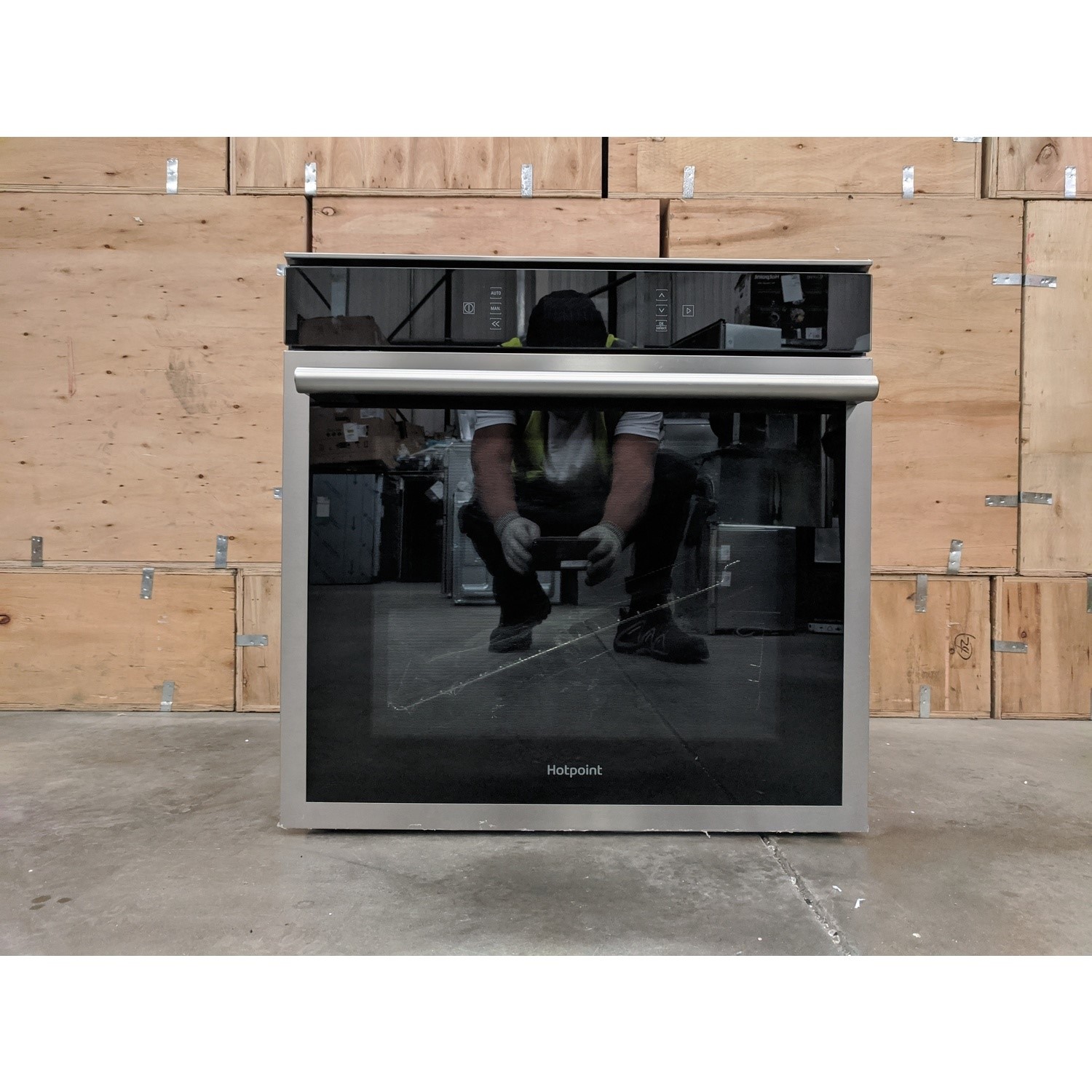 Refurbished Hotpoint SI6874SHIX Single Built In Electric Oven Stainless