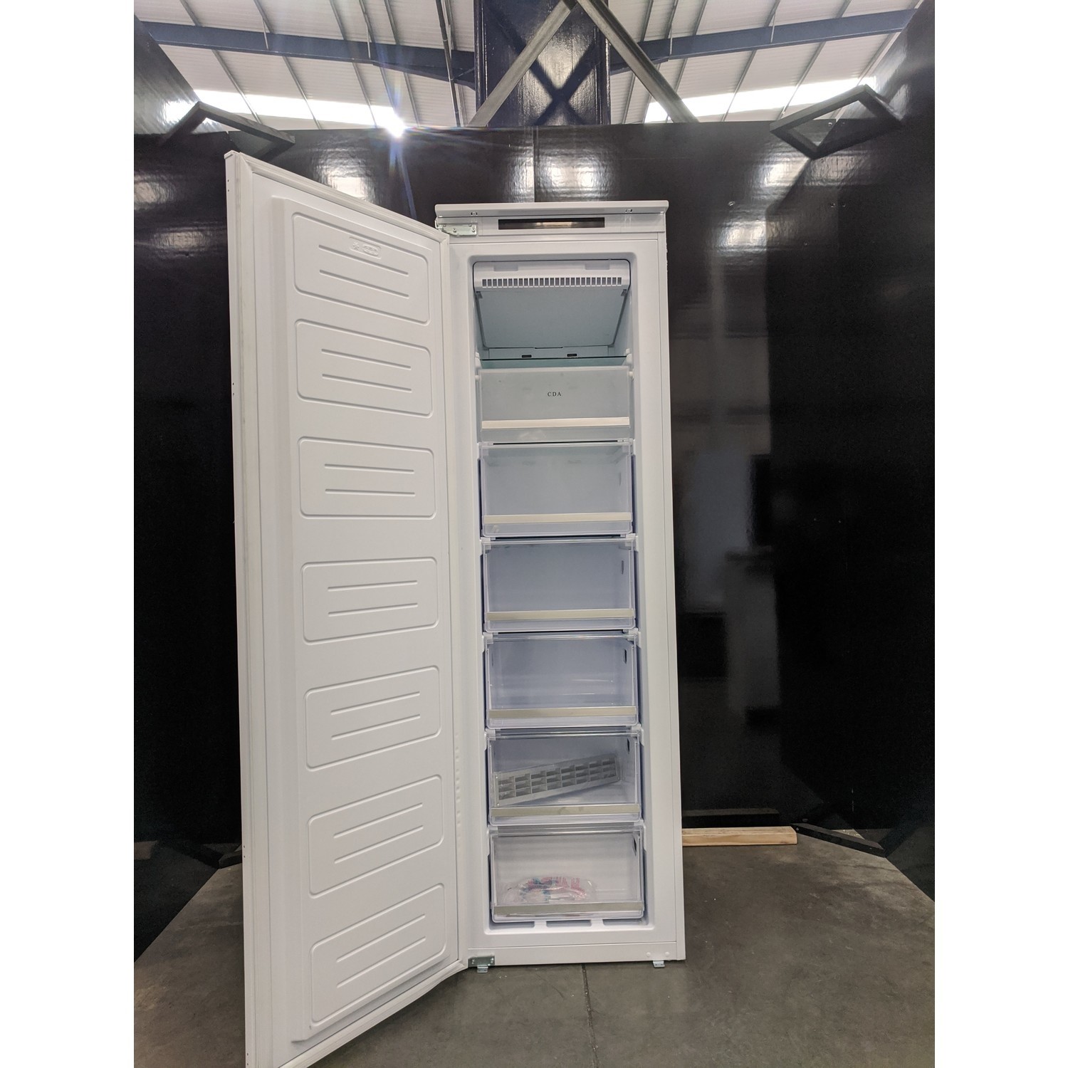 Cda integrated freezer fw882 new arrivals