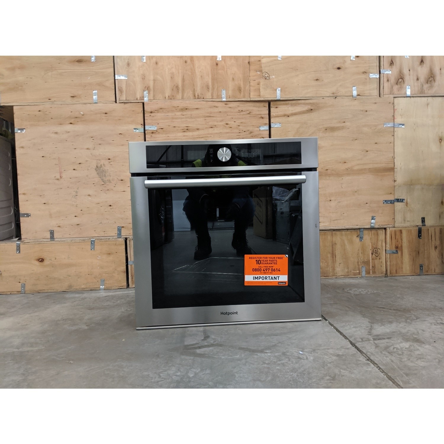 Refurbished Hotpoint SI4854PIX 60cm Single Built In Electric Pyrolytic Oven with LCD Control