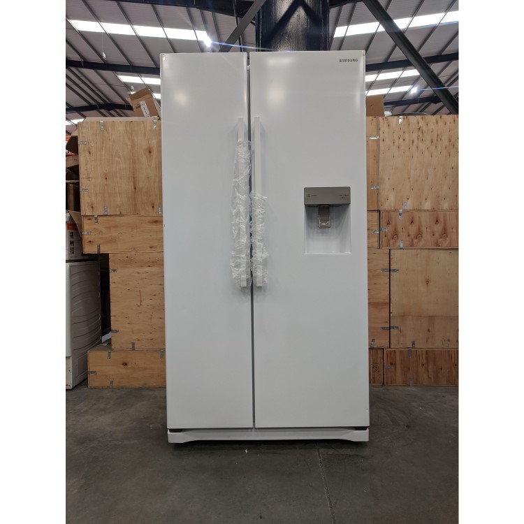 Refurbished Samsung RS52N3313WW 510 Litre American Fridge Freezer White