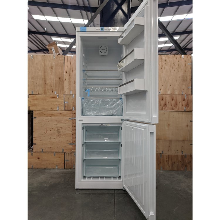 Refurbished Liebherr CN4313 Freestanding 304 Litre 60/40 Fridge Freezer White