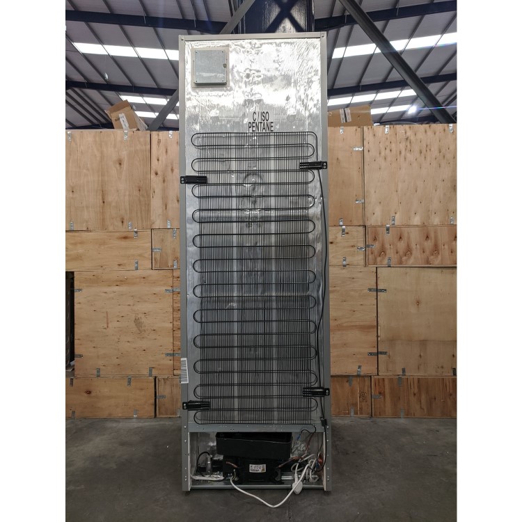 Refurbished Indesit INFC850TI1S1 Freestanding 322 Litre 50/50 Fridge Freezer Silver 