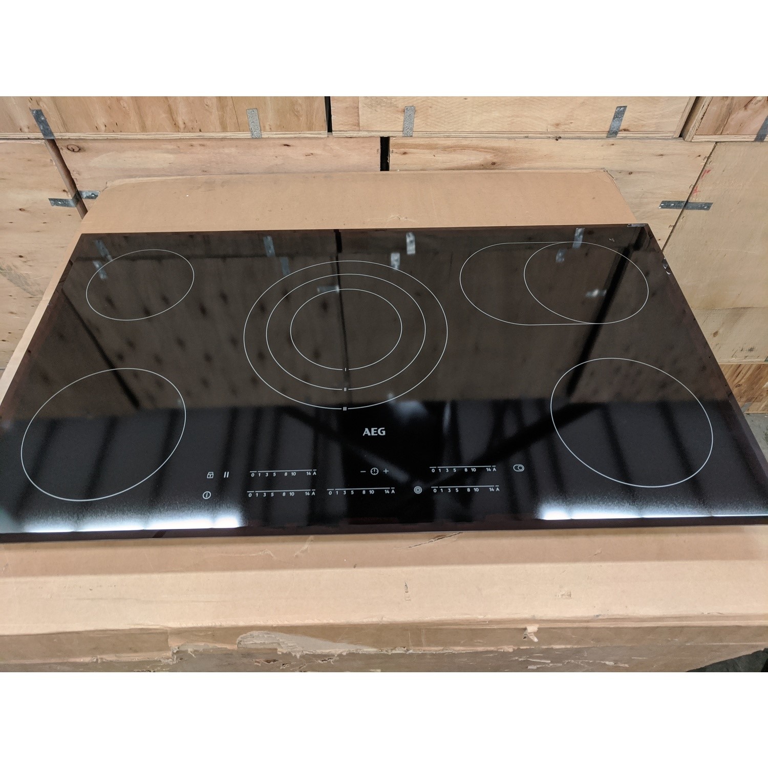 Refurbished AEG HK955070FB 90cm 5 Zone Ceramic Hob BuyItDirect.ie
