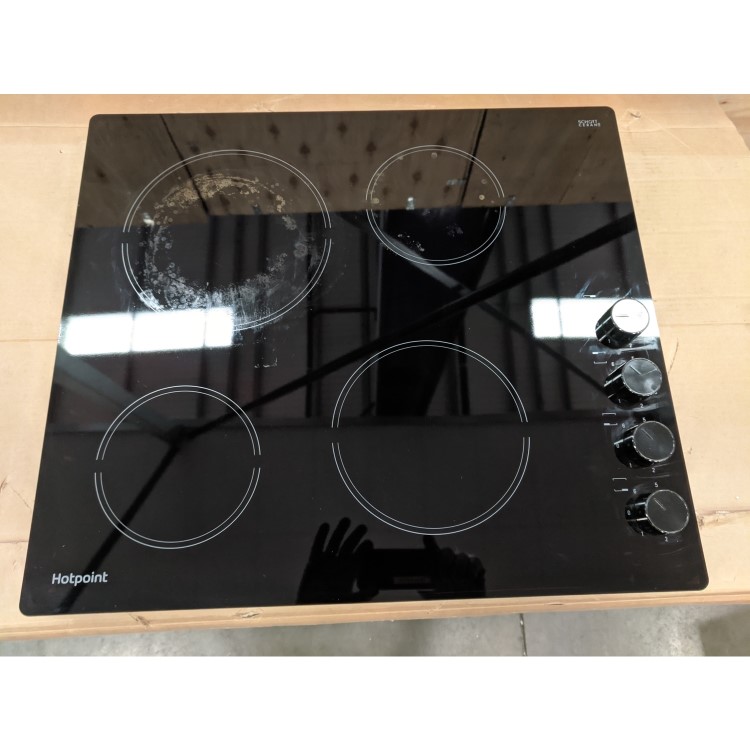 Refurbished Hotpoint HR619CH 58cm 4 Zone Knob Control Ceramic Hob