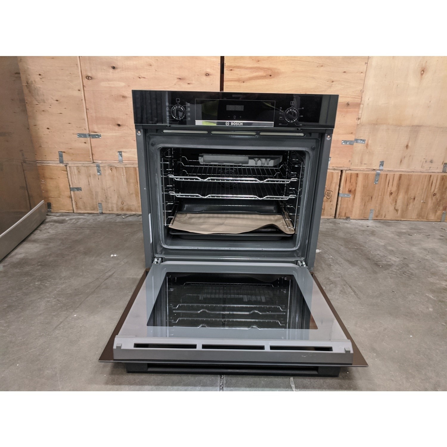 Refurbished Bosch Serie 4 HBS534BB0B Multifunction 60cm Single Built In