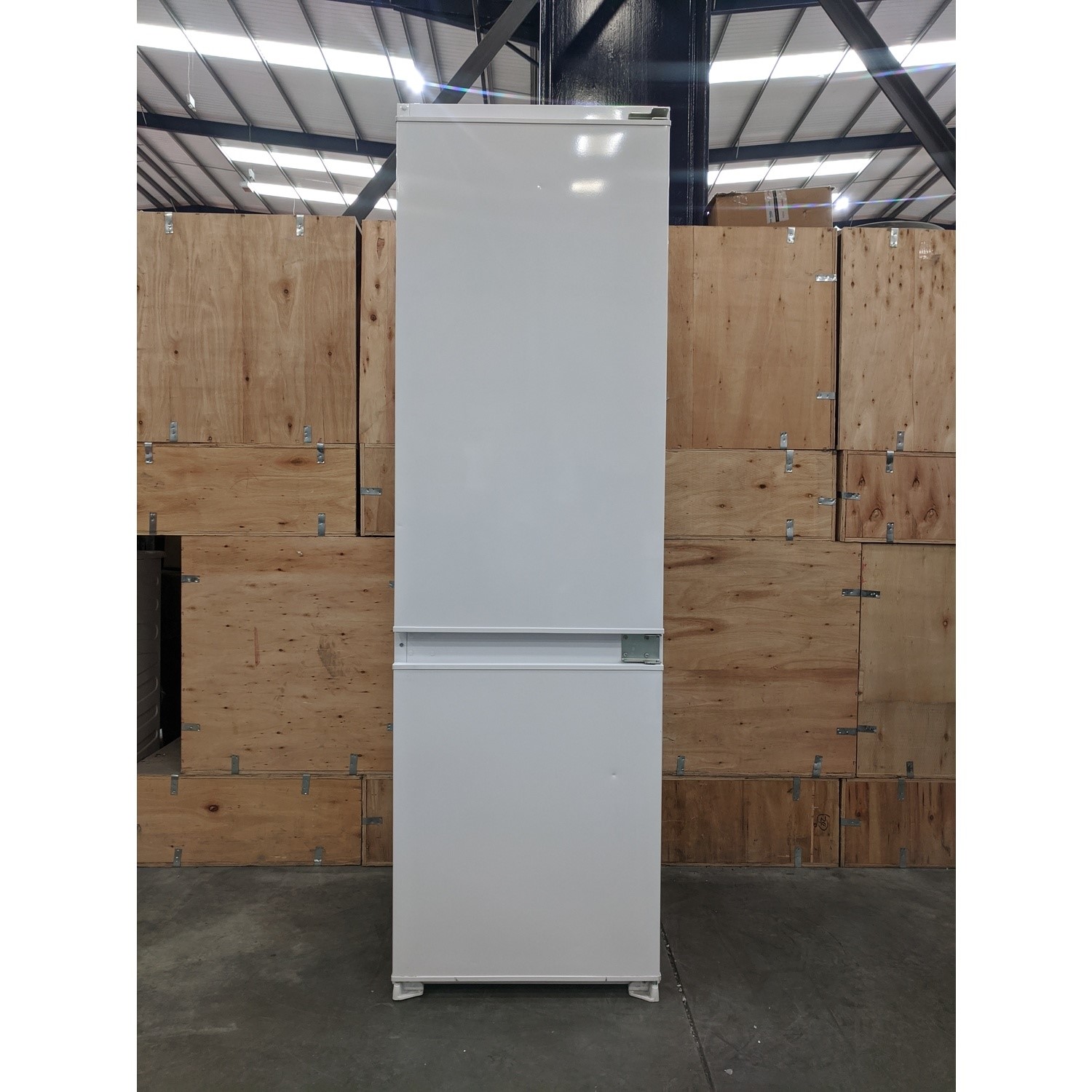 Refurbished NordMende RIFF70303NF Integrated 243 Litre 70/30 Fridge ...