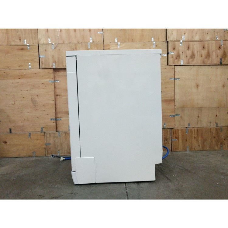 Refurbished Hotpoint HFC3C32FWUK 14 Place Freestanding Dishwasher White