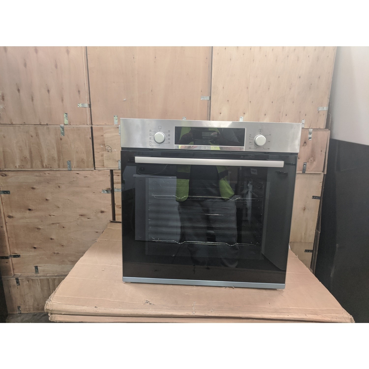 Bosch hbs534bs0b built in electric 60cm stainless steel single oven deals