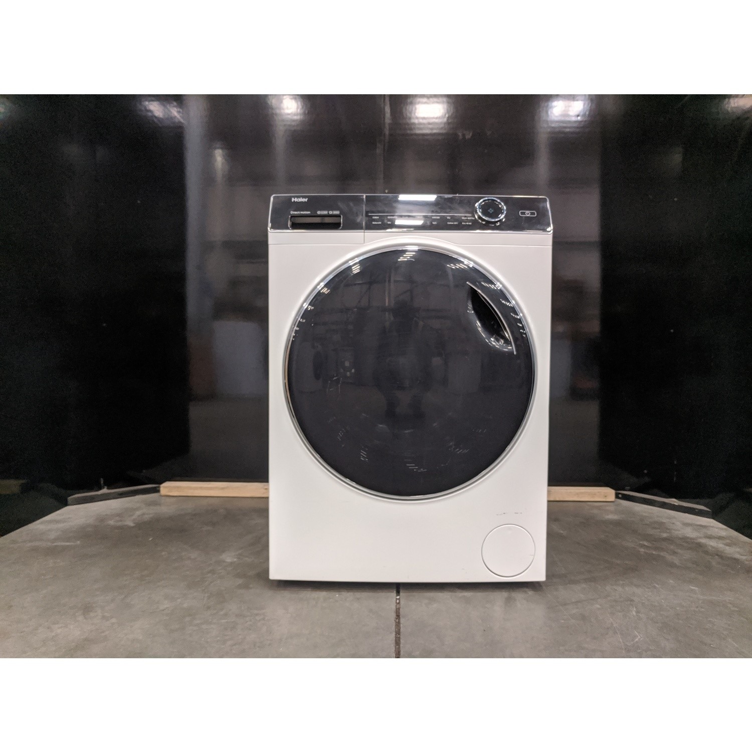 Refurbished Haier HWD100-B14979 Freestanding 10/6KG 1400 Spin Washer ...