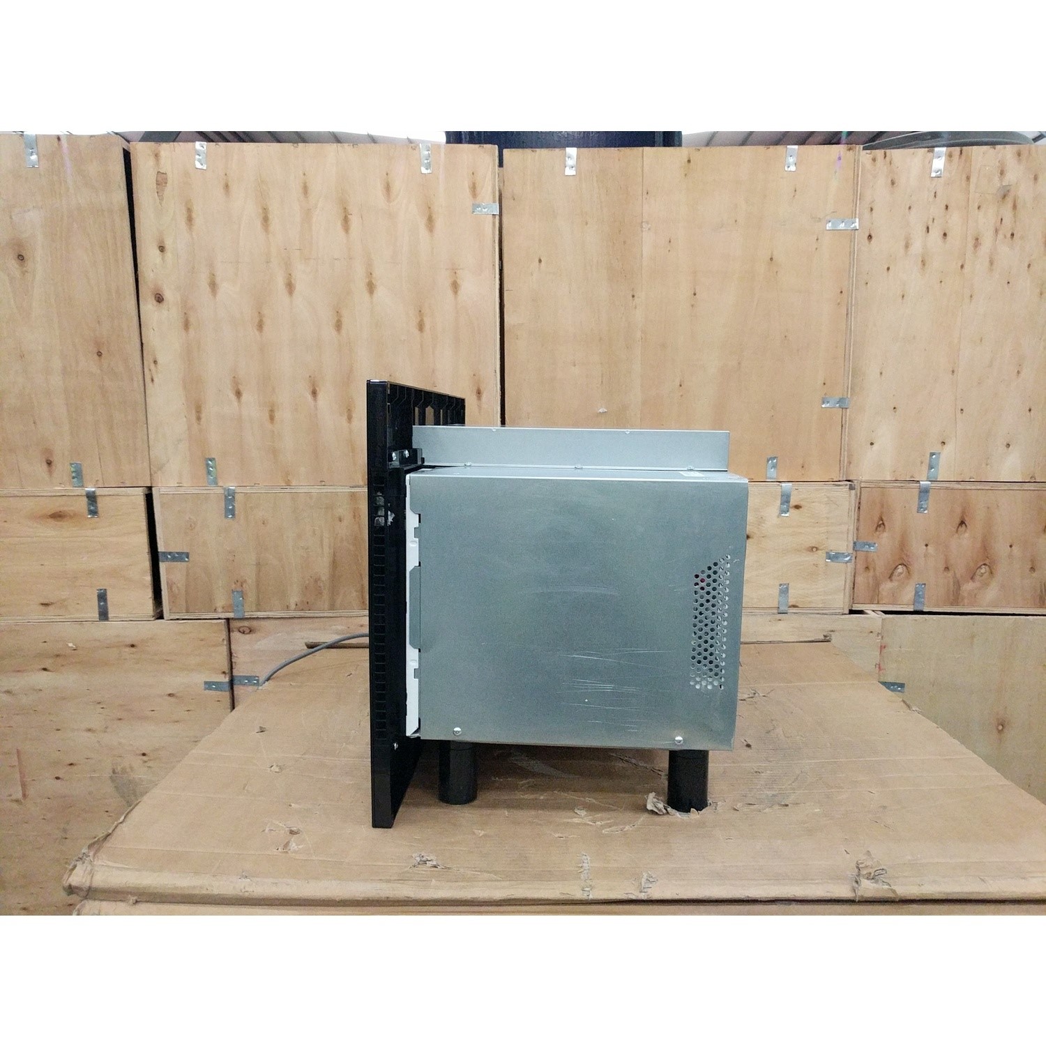 Refurbished Zanussi Series 20 ZMBN4SK Built In 25L 900W Microwave Black