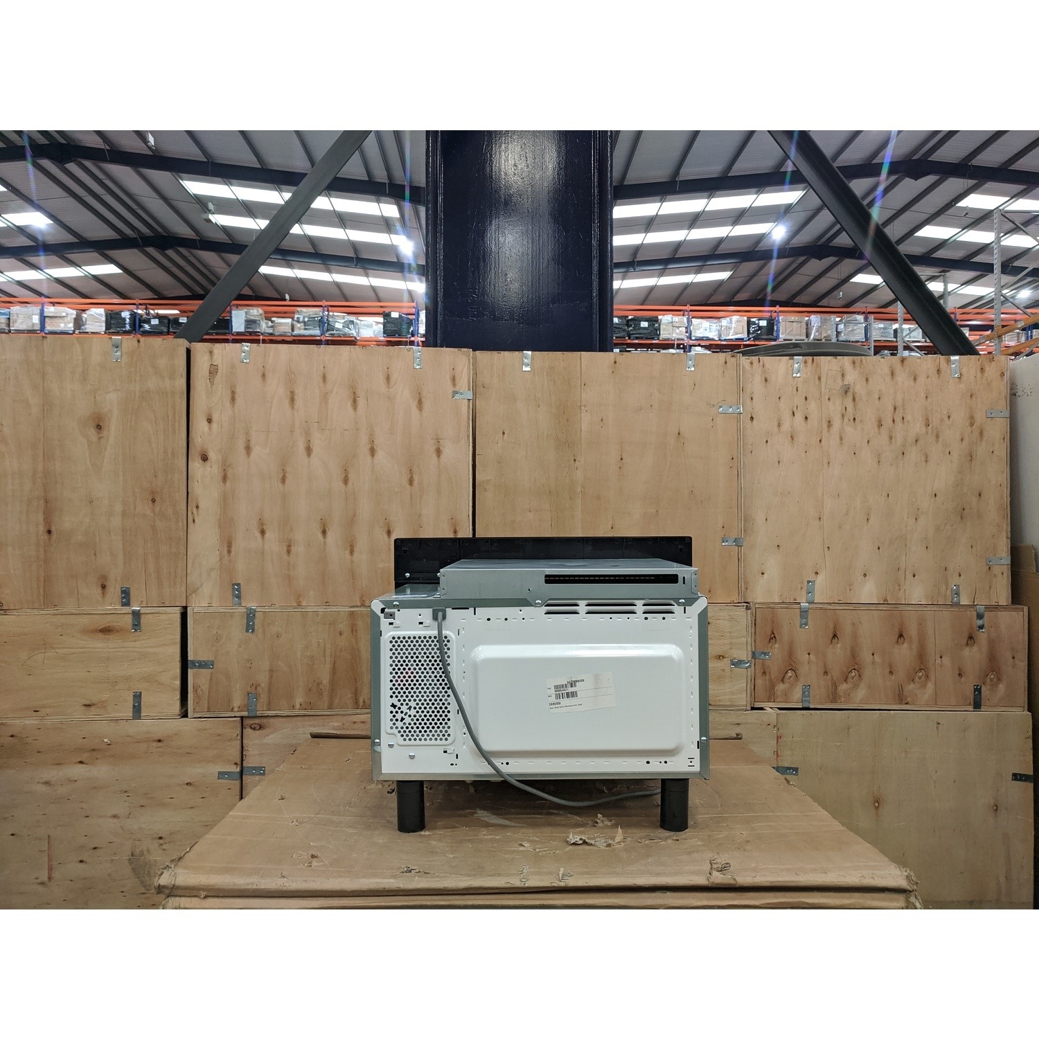 Refurbished Zanussi Series 20 ZMBN4SK Built In 25L 900W Microwave Black