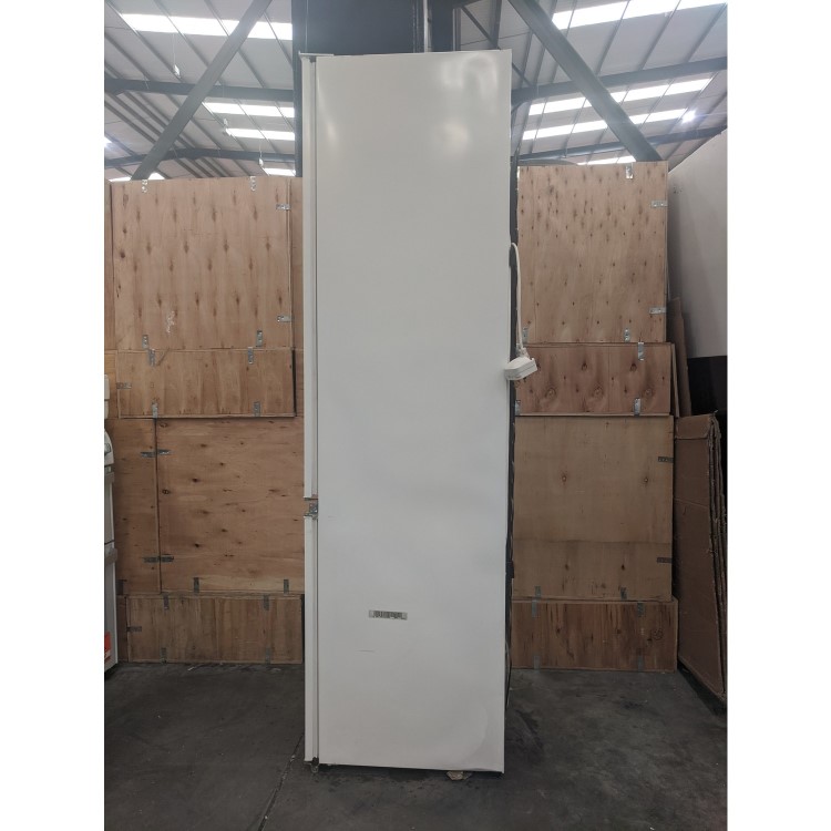 Refurbished Smeg C3180FP Integrated 308 Litre 70/30 Upright Fridge Freezer White