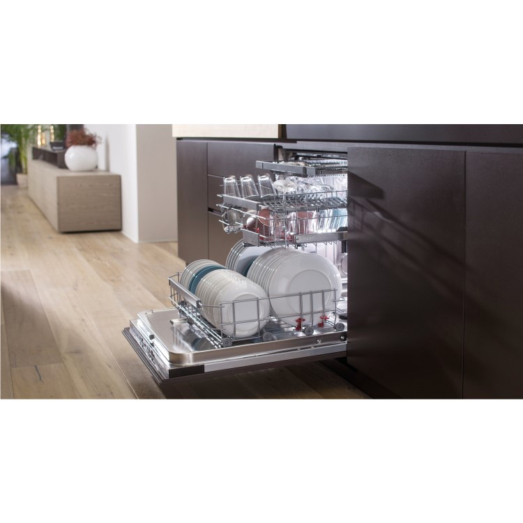Refurbished Hisense HS661C60WUK 16 Place Freestanding Dishwasher White