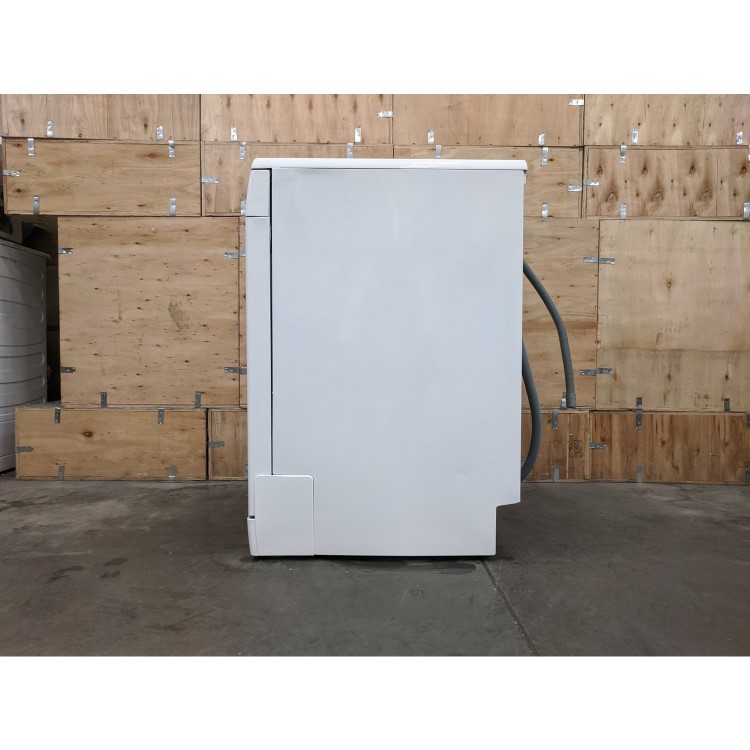 Refurbished Indesit DFE1B19UK 13 Place Freestanding Dishwasher White