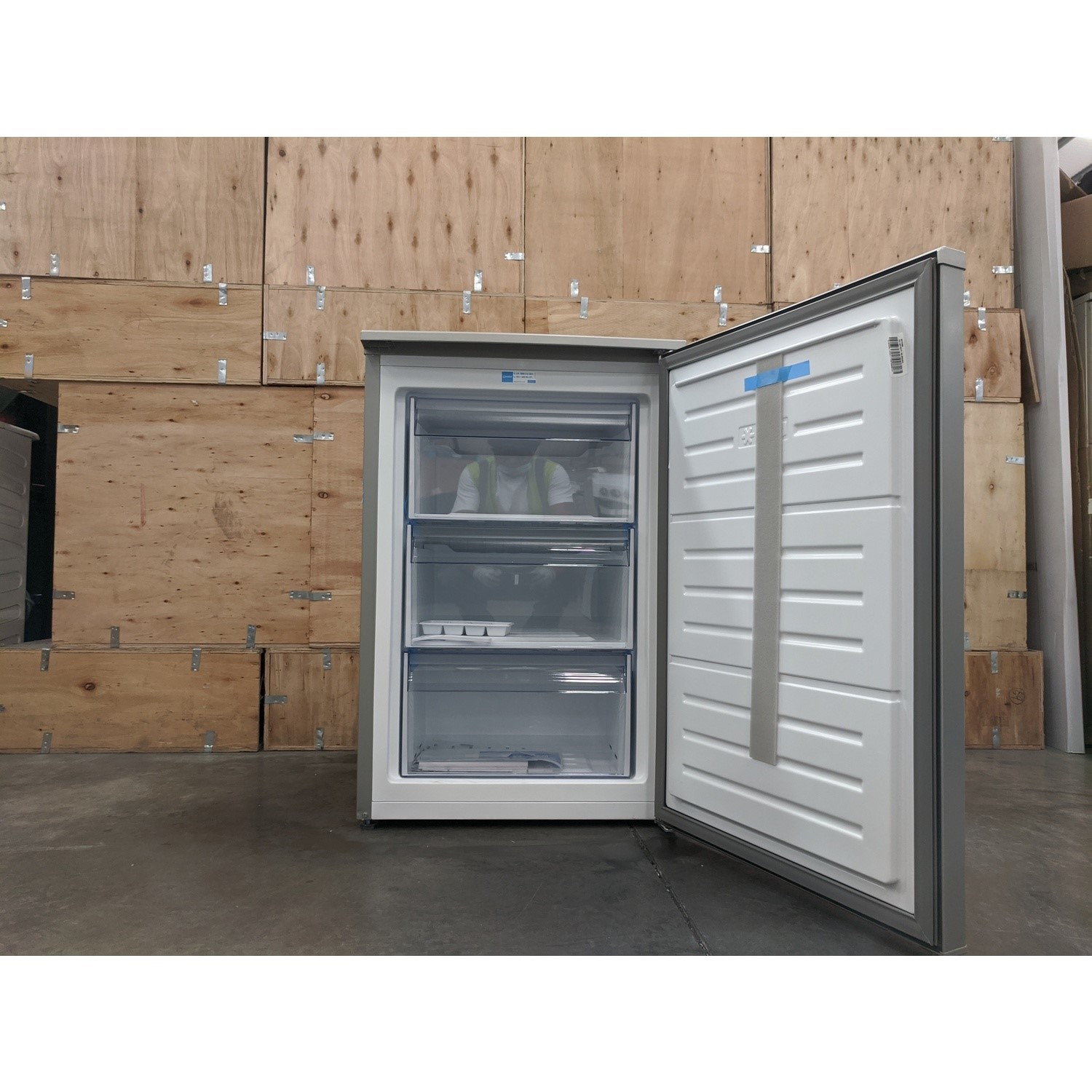 Refurbished Indesit I55ZM1110S1 Freestanding 102 Litre Under Counter Freezer Silver BuyItDirect.ie