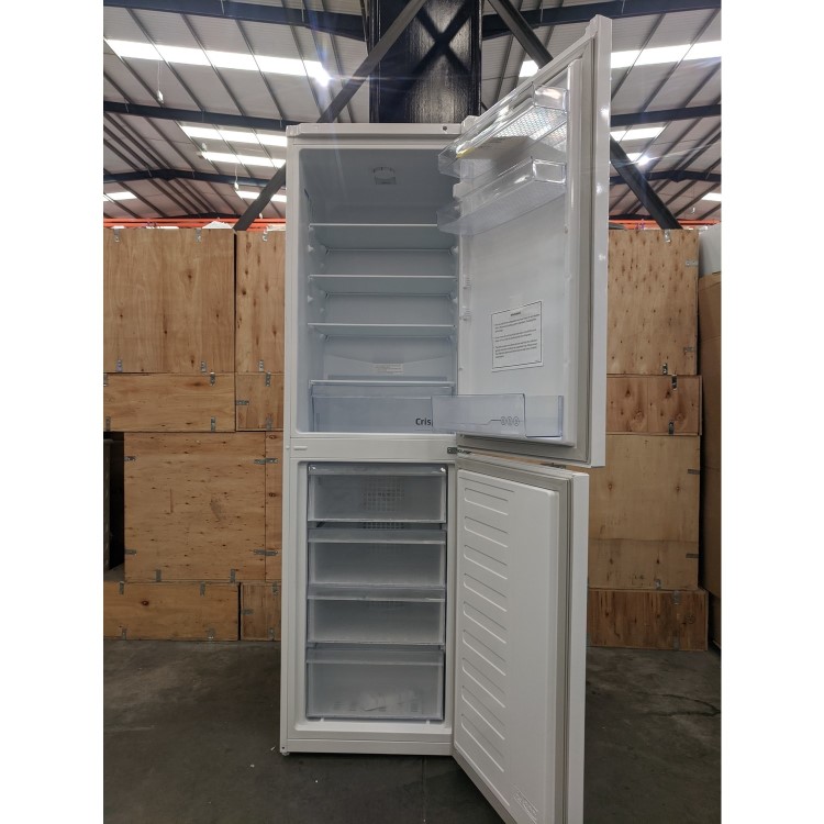 Refurbished Beko CFG3582W Freestanding 270 Litre 50/50 Fridge Freezer White