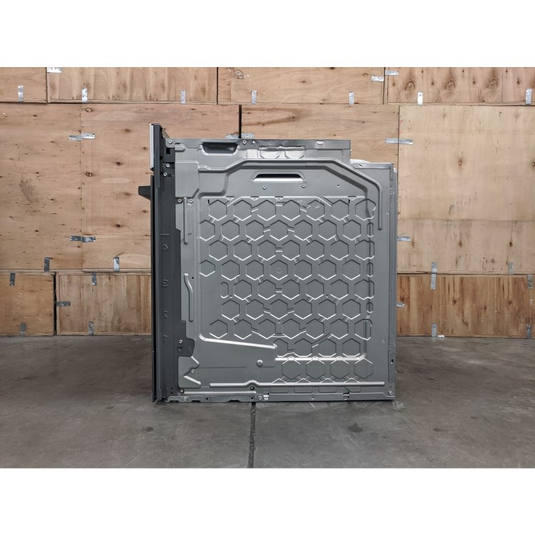 Refurbished Bosch Serie 4 HBS534BS0B 60cm Single Built In Electric Oven with Catalytic Cleaning Stainless Steel