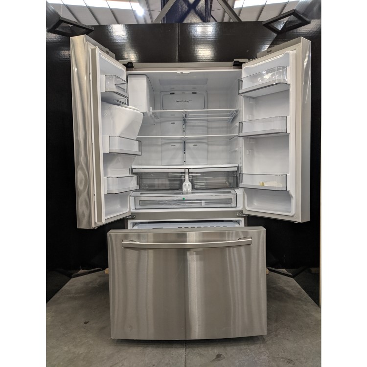 Refurbished Samsung RF23R62E3SR Freestanding 539 Litre American Fridge Freezer Silver