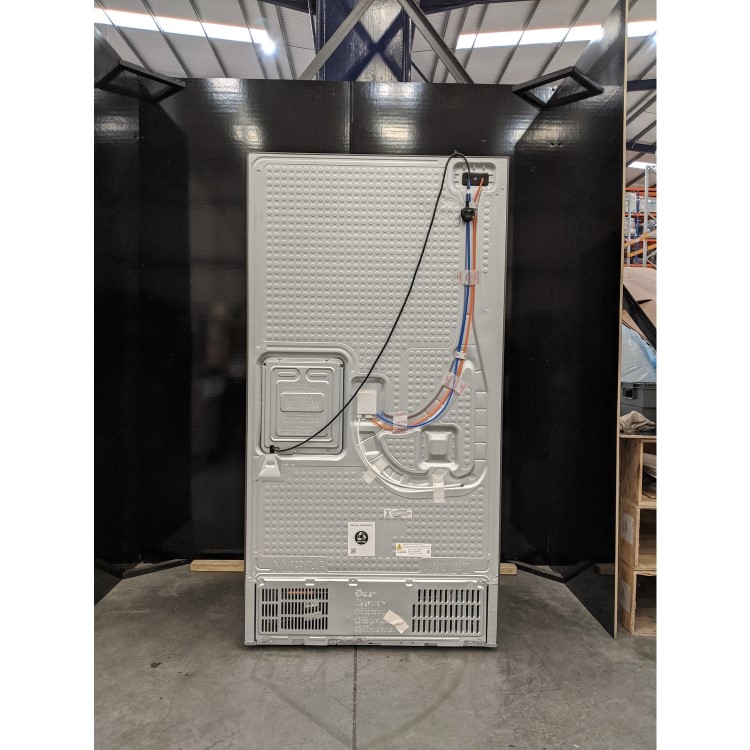 Refurbished Samsung RF23R62E3SR Freestanding 539 Litre American Fridge Freezer Silver