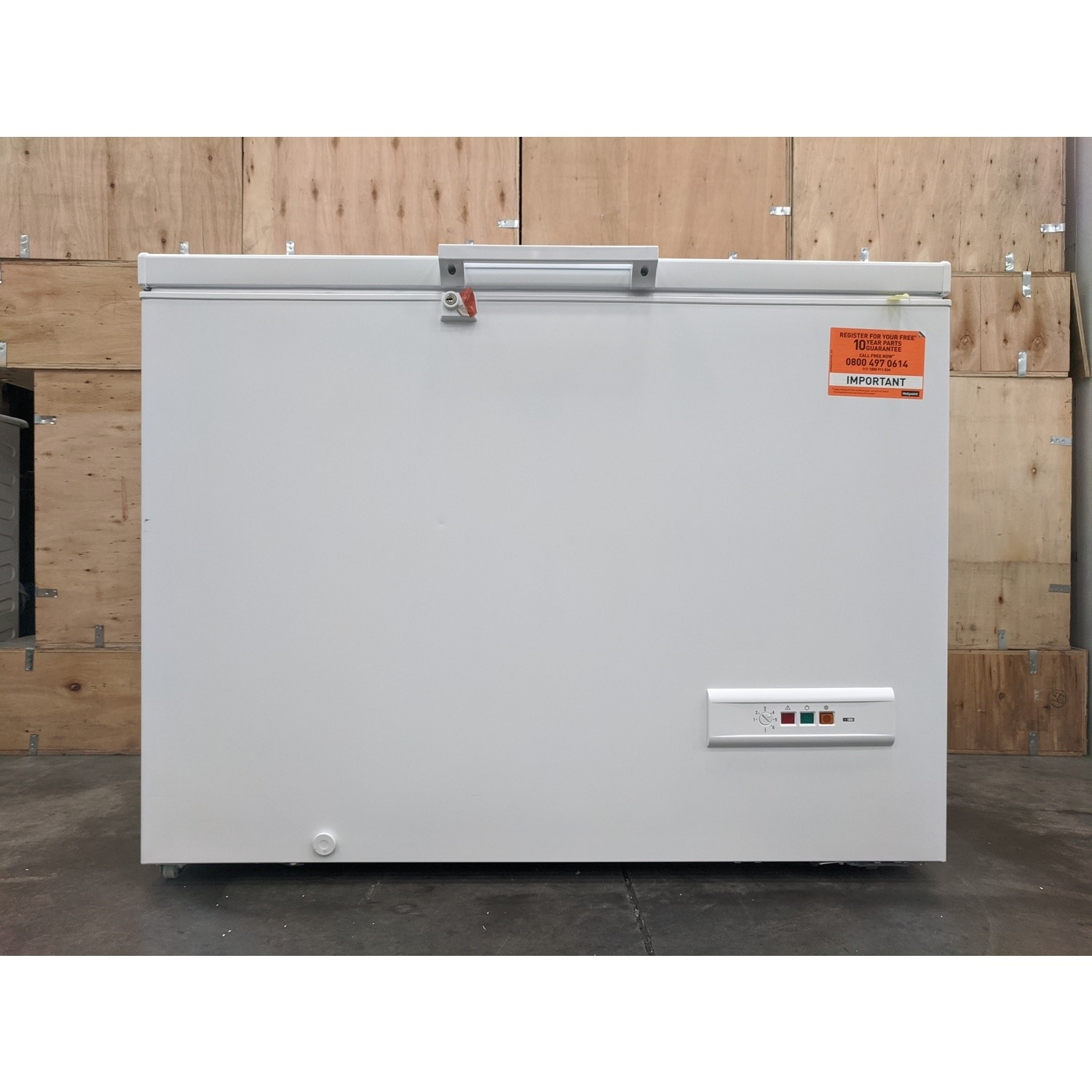 Refurbished Hotpoint CS1A300HFA1 311 Litre Chest Freezer White