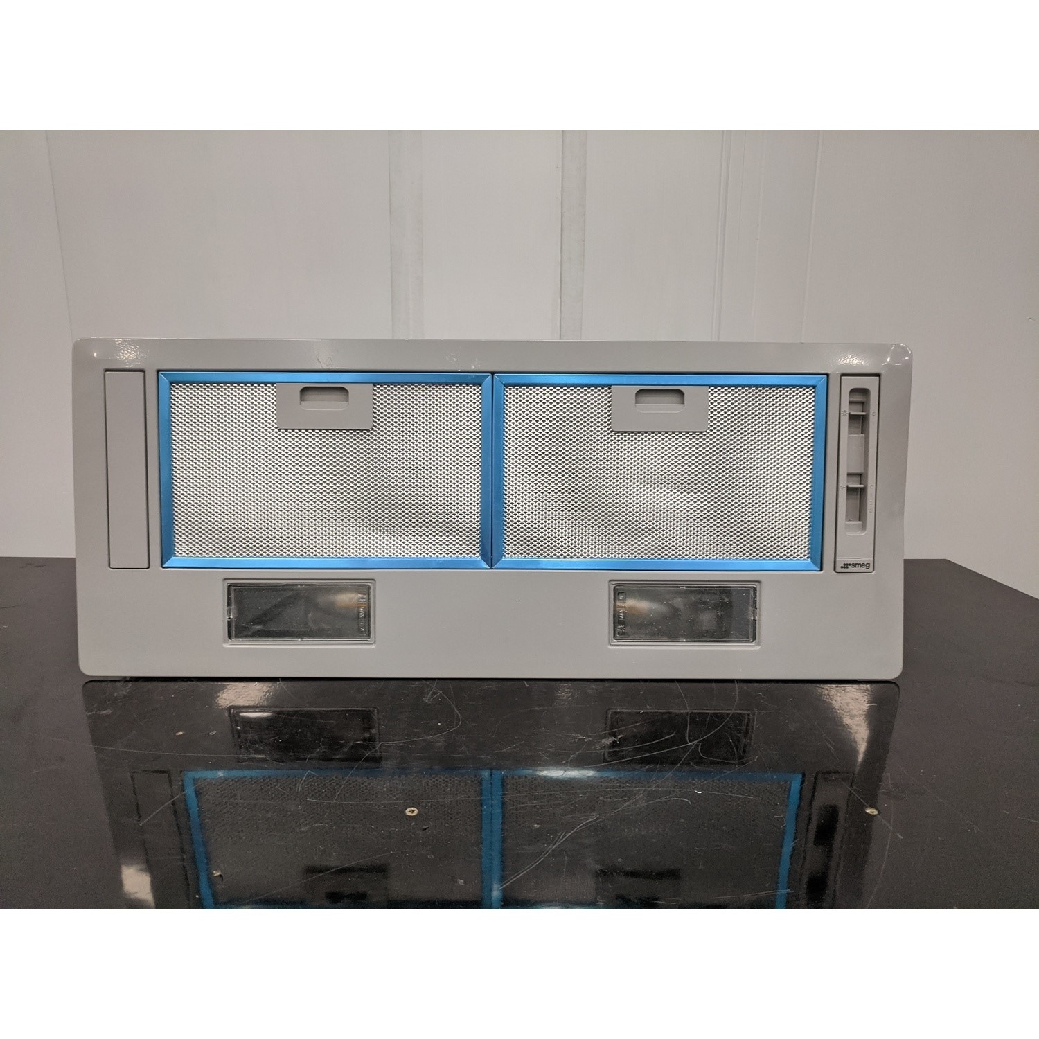 Refurbished Smeg KSG70E 74cm Canopy Cooker Hood Silver BuyItDirect.ie