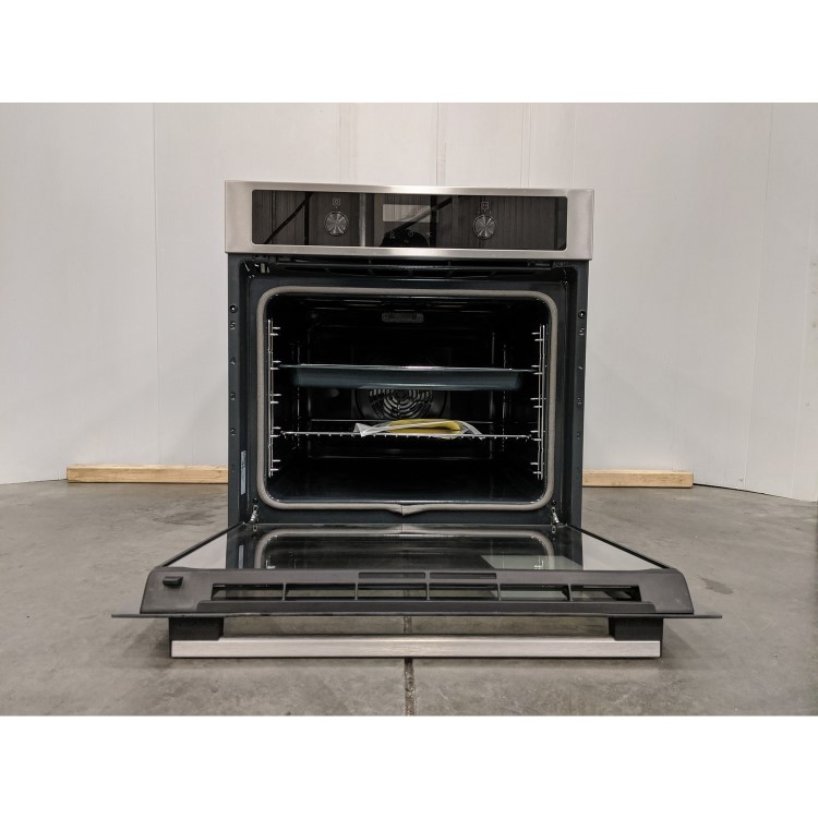 Refurbished Zanussi Series 60 ZOPNA7X1 60cm Pyrolytic AirFry Single Built In Electric Oven Stainless Steel