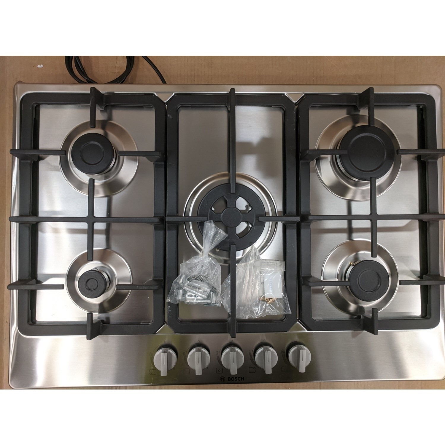 Refurbished Bosch PGQ7B5B90 Series 4 75cm 5 Burner Gas Hob Stainless