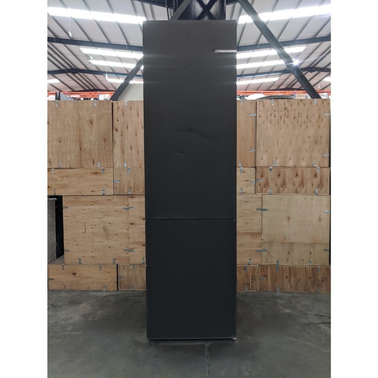 Refurbished Bosch Series 4 KGN39IZEAG Freestanding 368 Litre 60/40 Frost Free Fridge Freezer