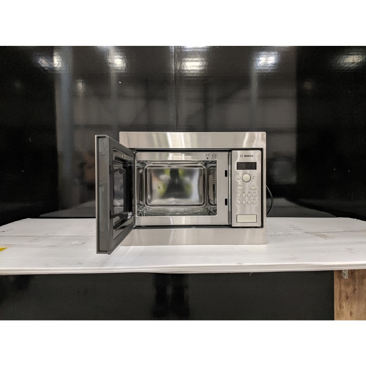 Refurbished Bosch Series 2 HMT75M551B Built In 17L 800W Microwave Stainless Steel