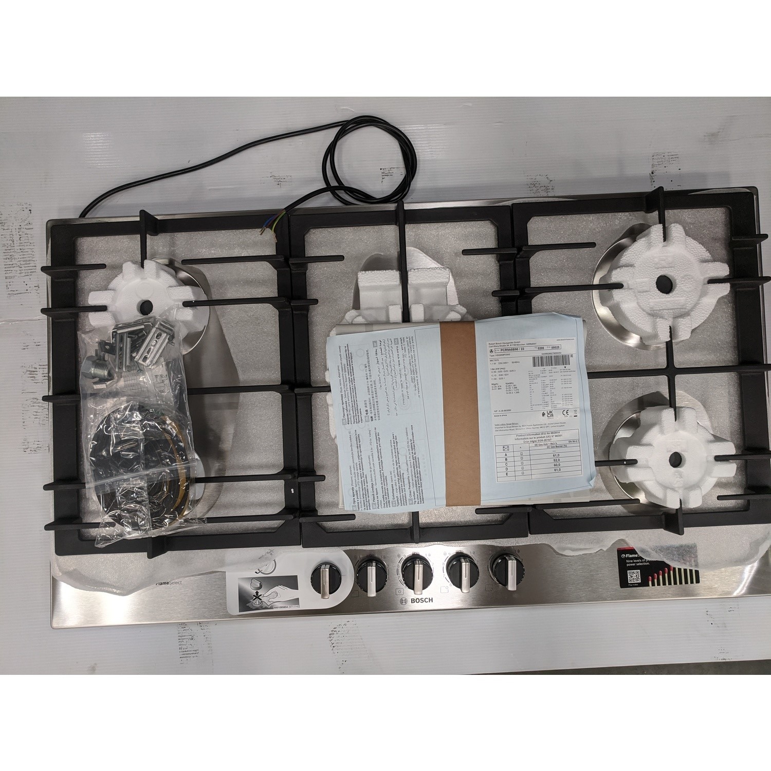 Refurbished Bosch Series 6 PCR9A5B90 90cm 5 Burner Gas Hob Stainless