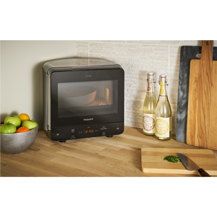 Hotpoint XtraSpace Curve 13L Digital Microwave - Black