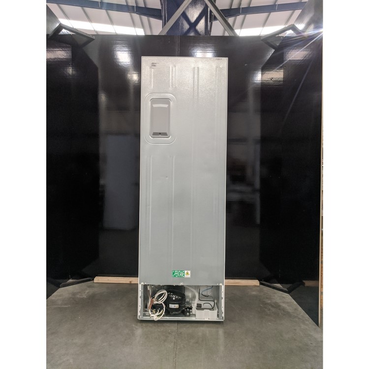 Refurbished Hoover H1826MNB5WWK Freestanding 308 Litre 50/50 Frost Free Fridge Freezer with Water Dispenser White