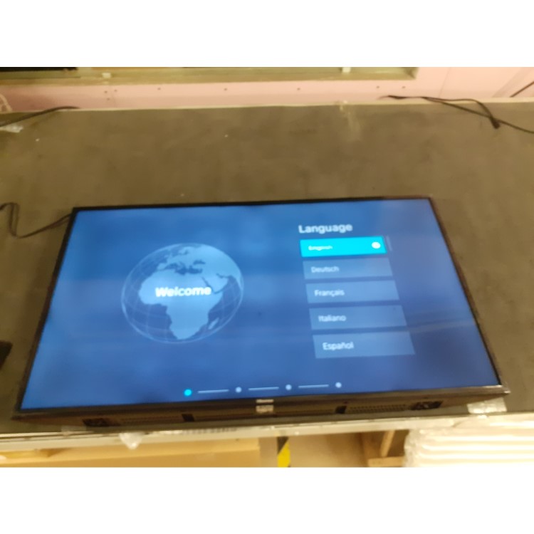 Refurbished Hisense 7100 43" 4K Ultra HD with HDR LED Freeview Play Smart TV