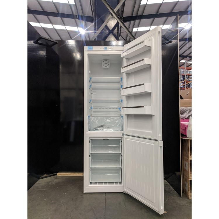 Refurbished Liebherr CN4813 Freestanding 338 Litre 70/30 Frost Free Fridge Freezer White