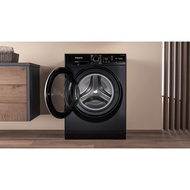 Refurbished Hotpoint NSWM863CBSUKN Freestanding 8KG 1600 Spin Washing Machine Black