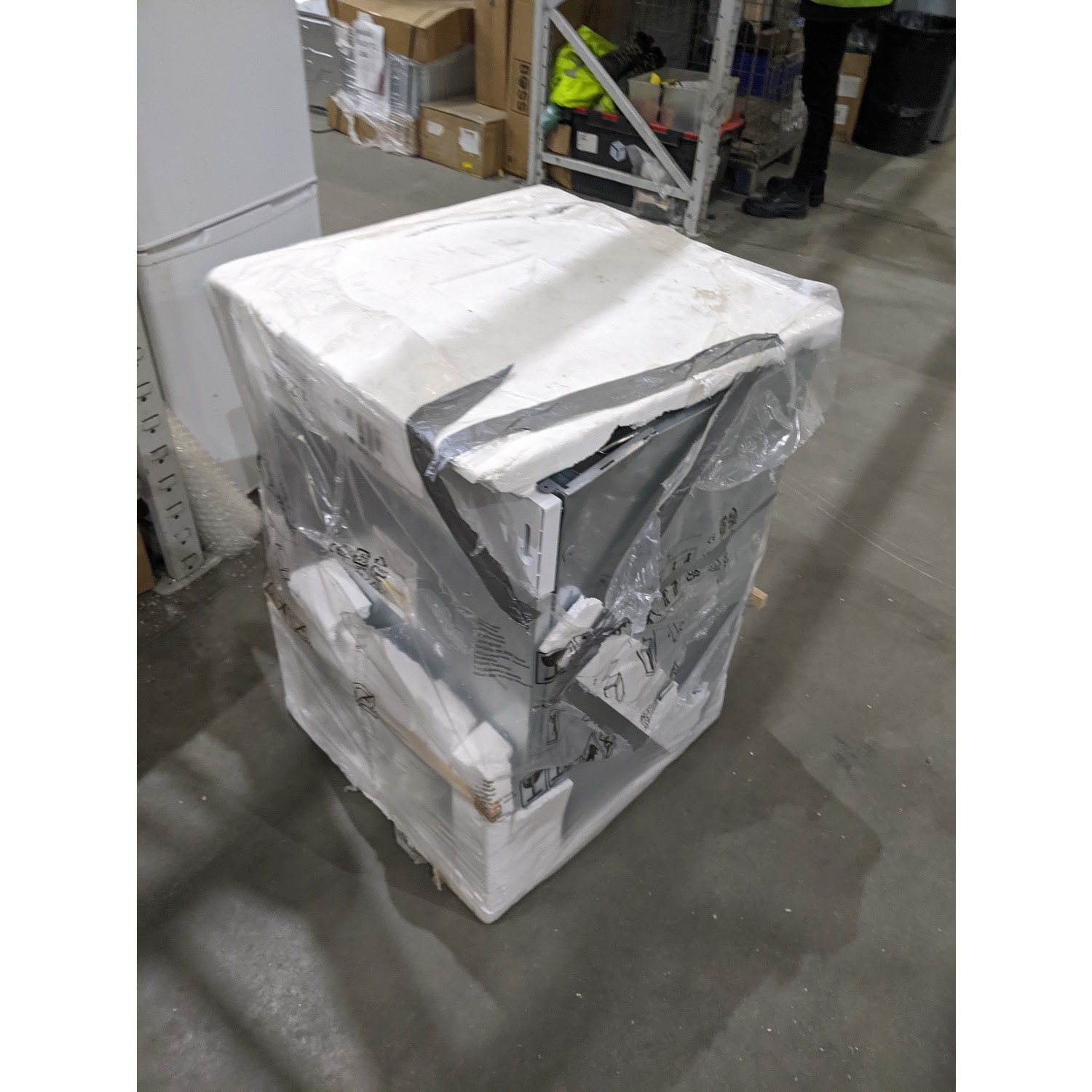 Refurbished Indesit DIC3B16UK 13 Place Fully Integrated Dishwasher