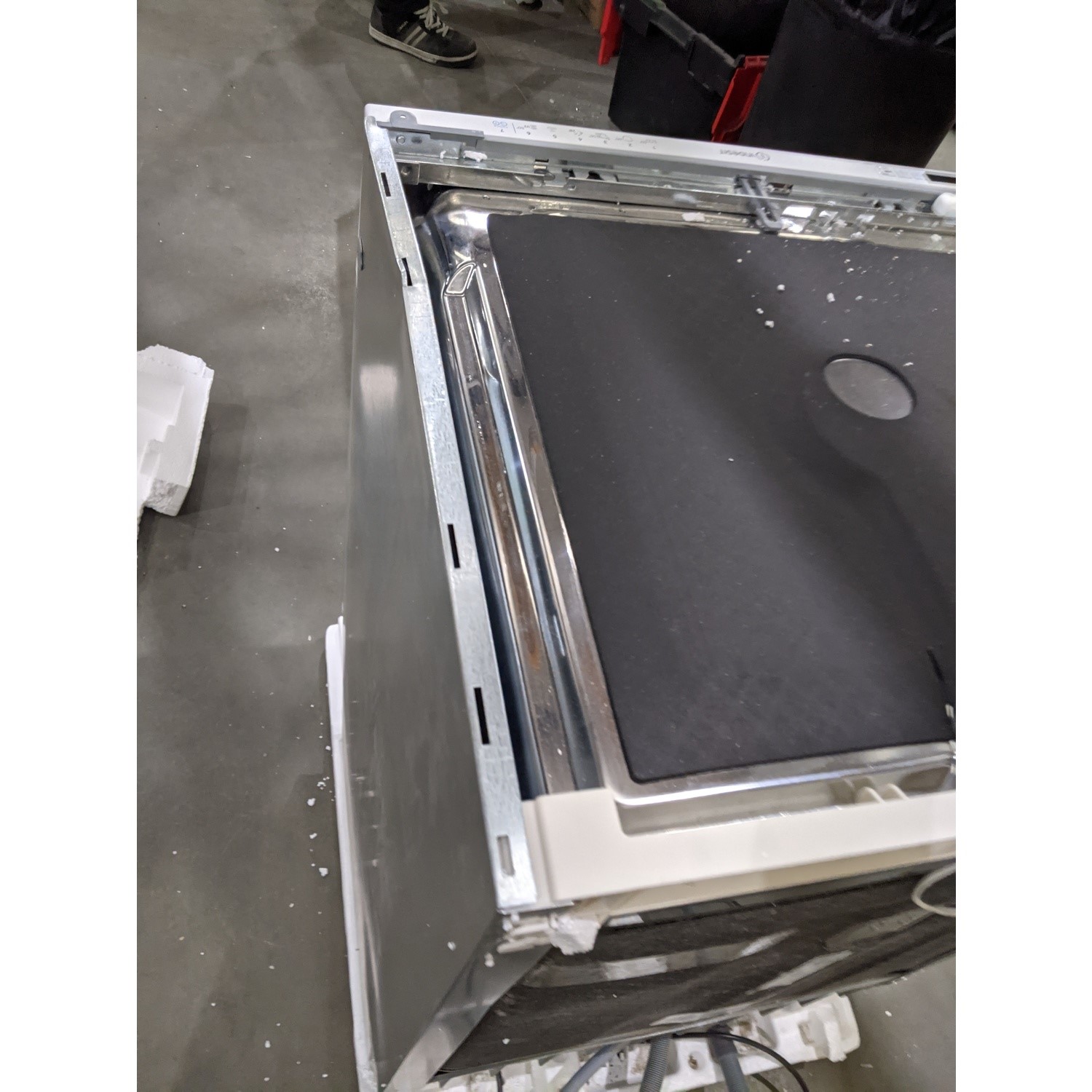 Refurbished Indesit DIC3B16UK 13 Place Fully Integrated Dishwasher