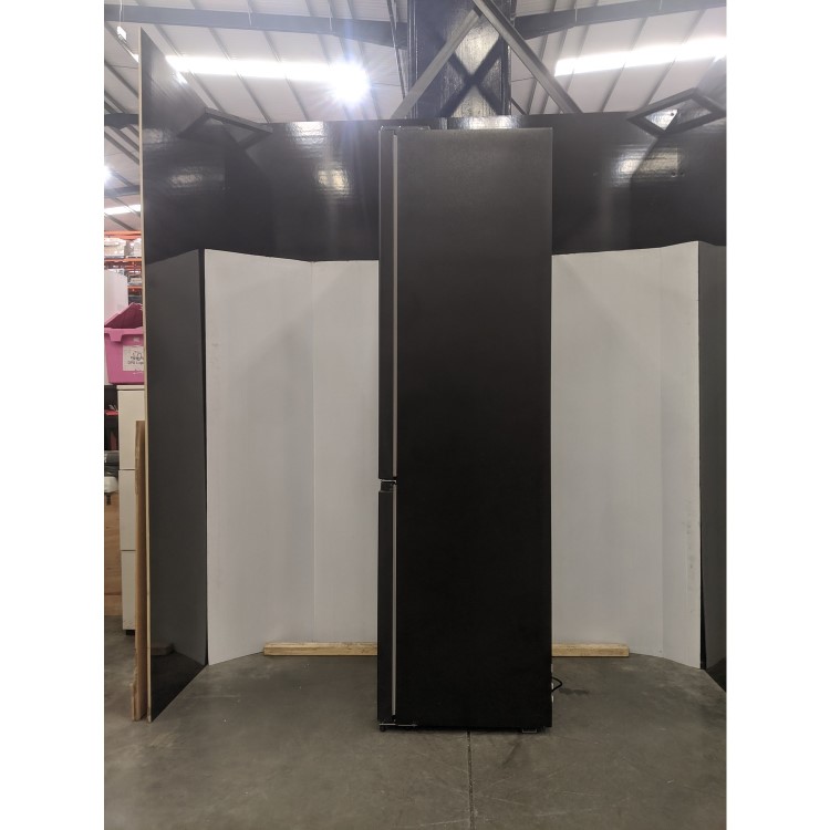 Refurbished Hisense RB435N4WFE Freestanding 336 Litre Fridge Freezer Black