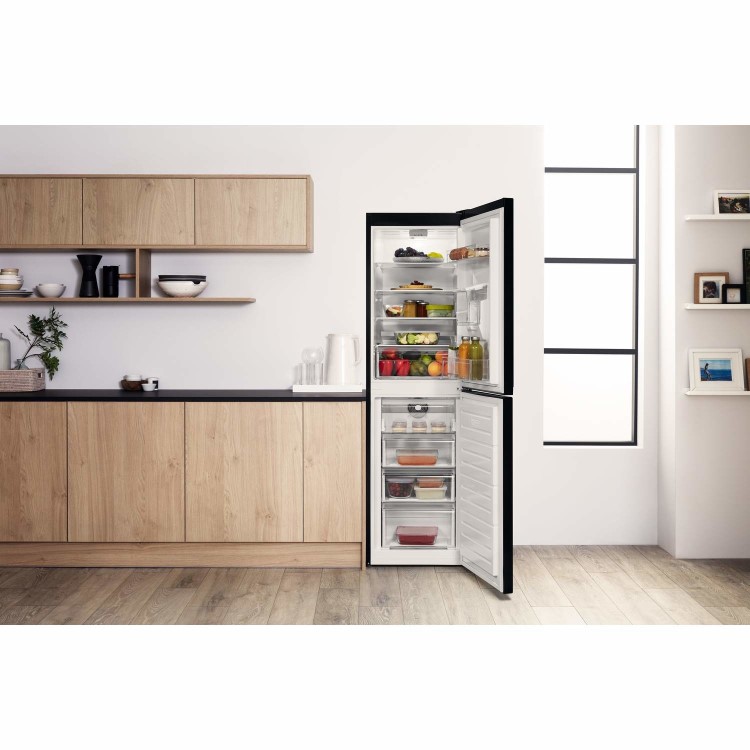 Hotpoint 248 Litre 50/50 Freestanding Fridge Freezer
