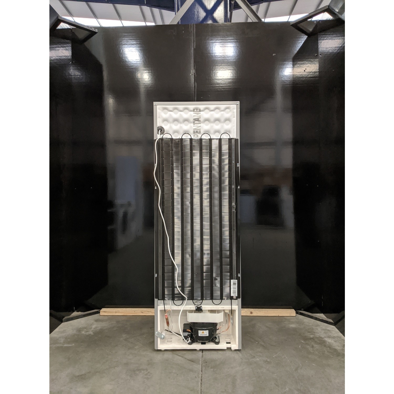 Refurbished Indesit IBD5515S1 Freestanding 208 Litre 60/40 Fridge