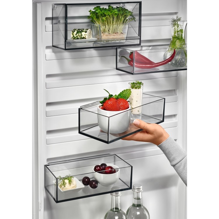 Refurbished AEG RCB636E4MX Freestanding 360 Litre 60/40 Fridge Freezer Silver