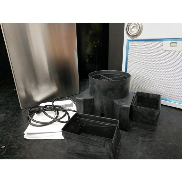 Refurbished Smeg KFV62DE 60cm Stainless Steel and Clear Glass Chimney Hood