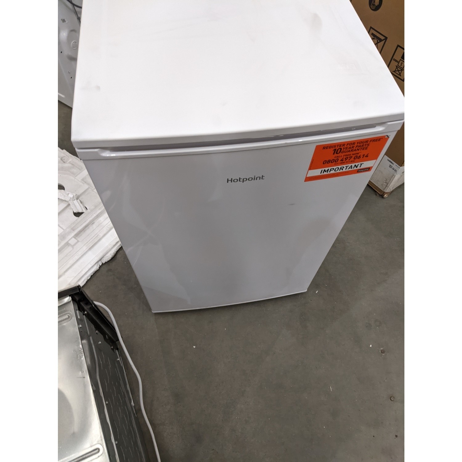 Refurbished Hotpoint H55VM1110WUK1 Freestanding 121 Litre Under Counter