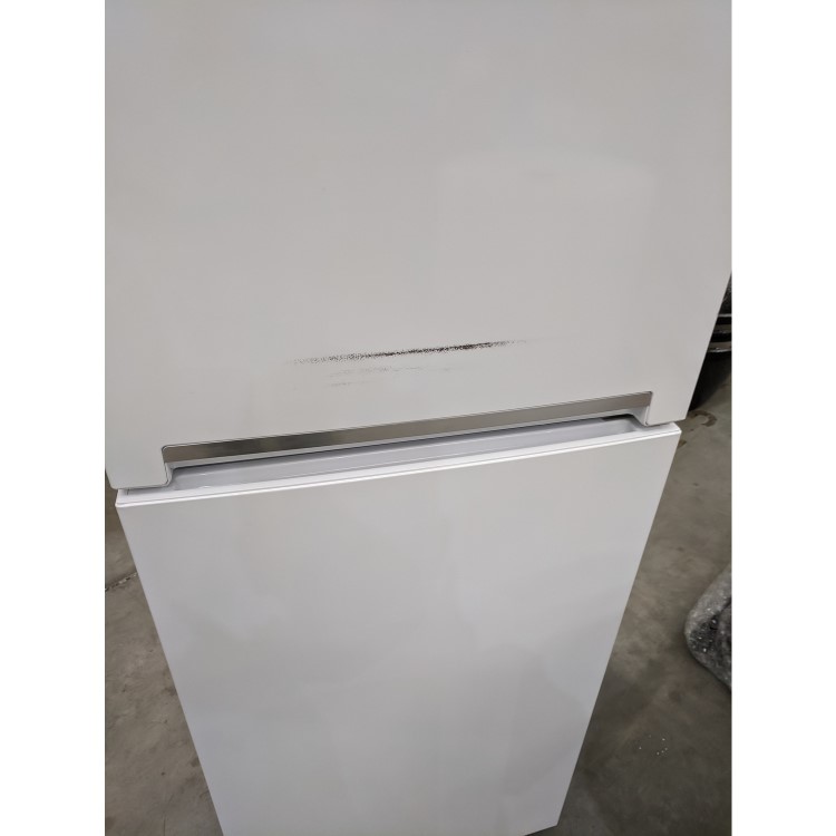 Refurbished Beko CFG3582W Freestanding 270 Litre 50/50 Fridge Freezer White