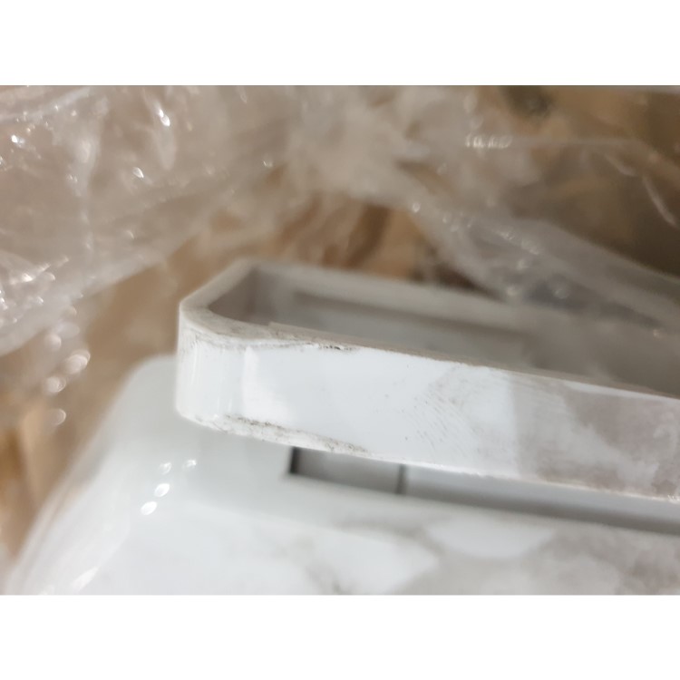 GRADE A2 - Park Royal PP White Soft Close Seat