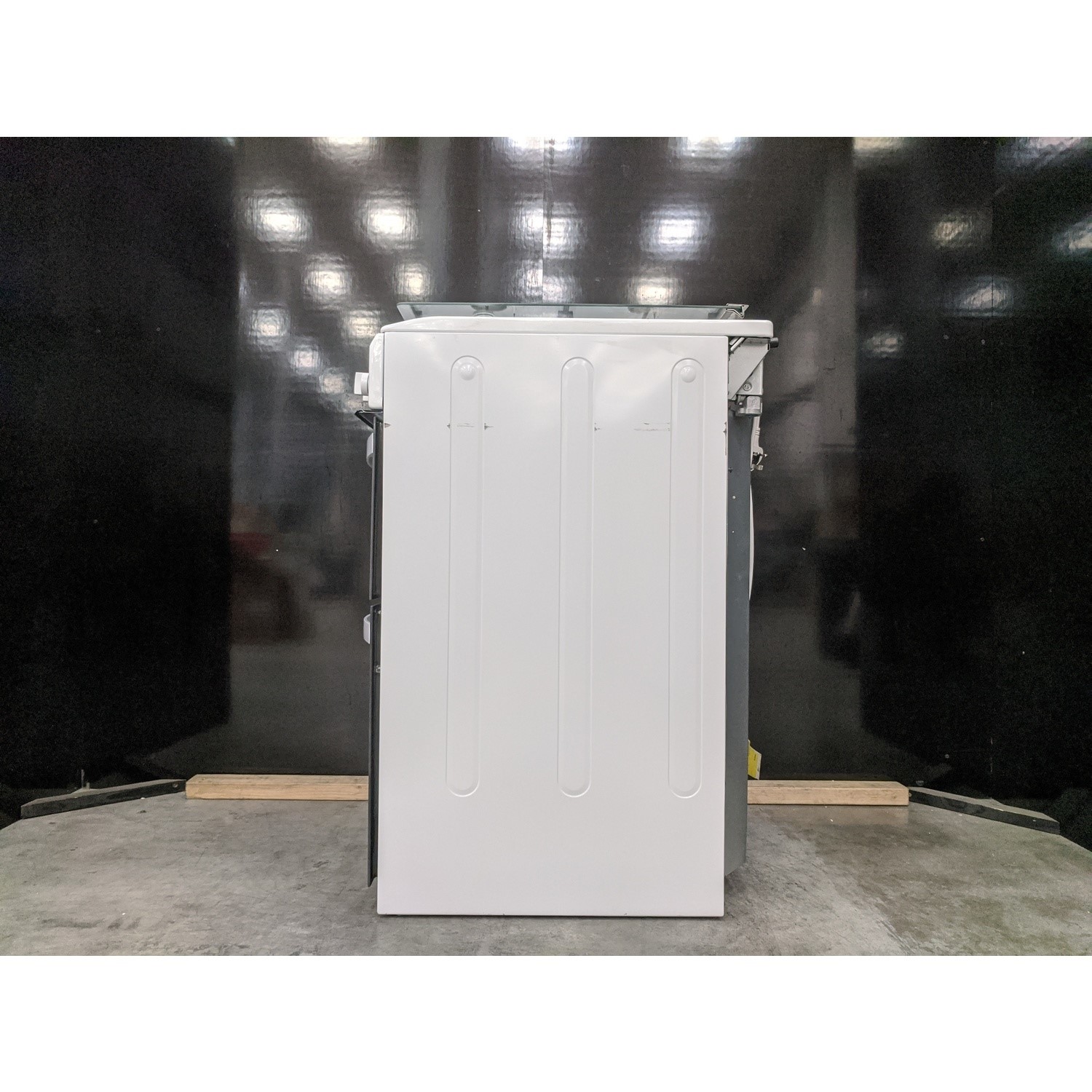 Refurbished Indesit ID5G00KMWL 50cm Double Cavity Gas Cooker with Lid