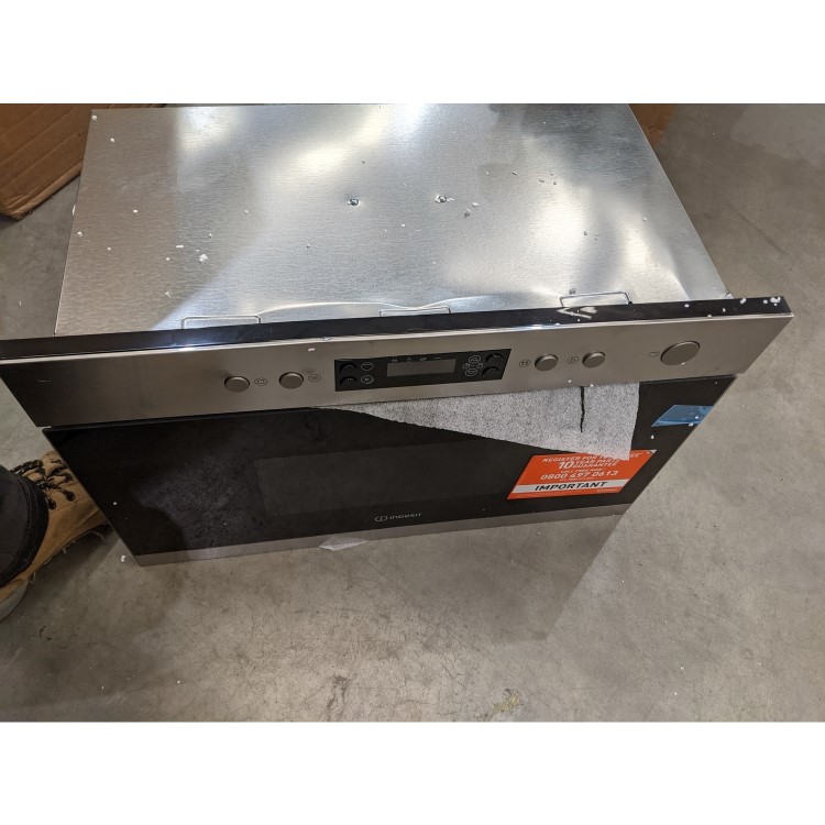 Refurbished Indesit Aria MWI3213IX 22L 950W Microwave with Grill Stainless Steel