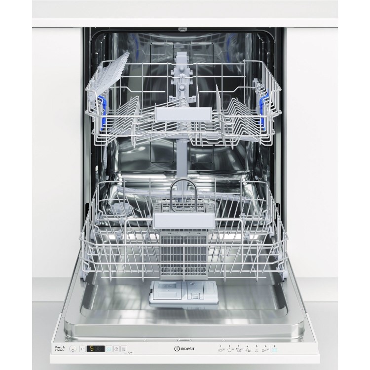 Indesit Push&Go Integrated Dishwasher
