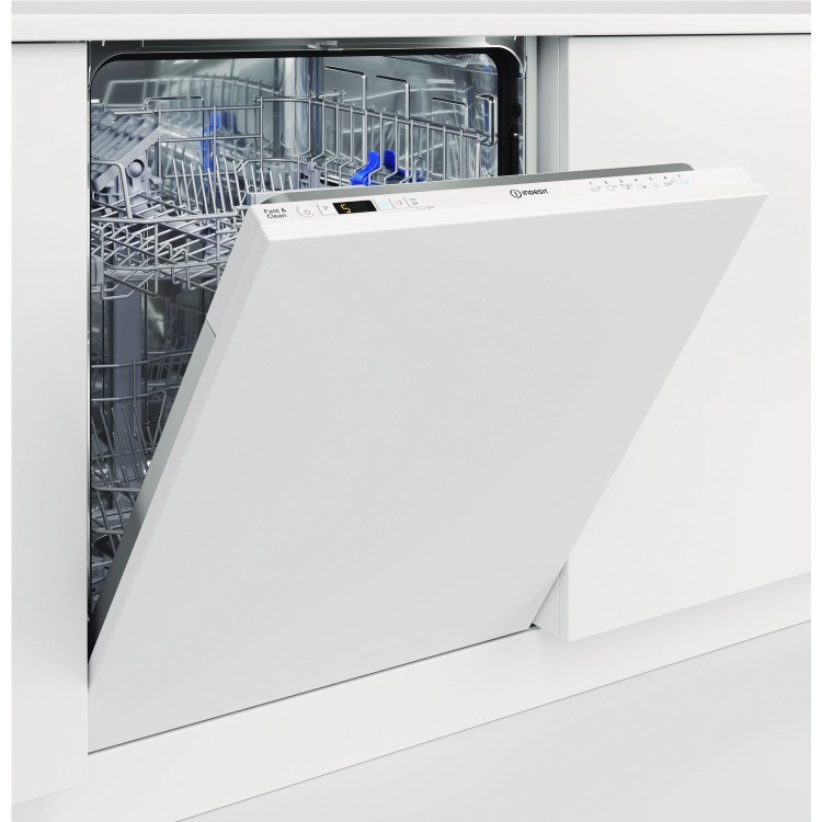 Indesit Push&Go Integrated Dishwasher