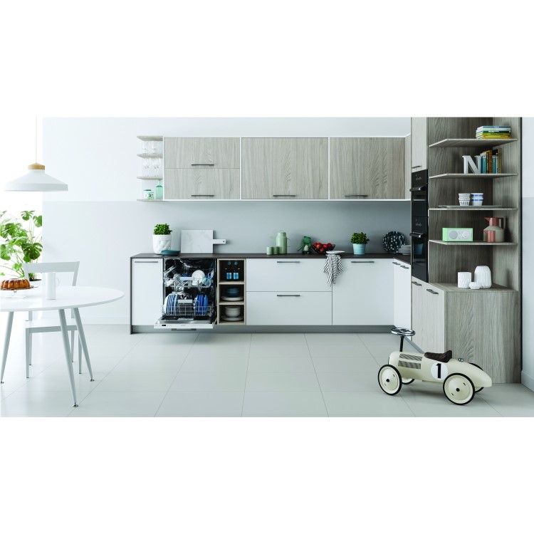 Refurbished Indesit DIC3B16UK 13 Place Fully Integrated Dishwasher